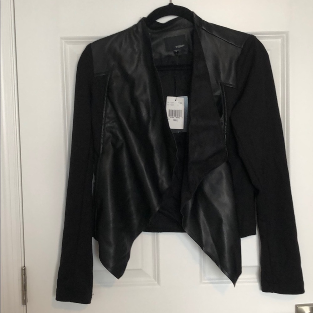 Pointe jacket